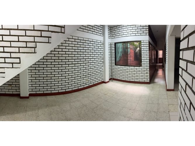 Casa de 9 alcobas en venta en Santa Elena, Cali, 477 m² · foto 22 de 24