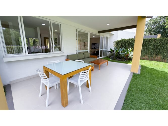 Casa de 4 alcobas en venta en La Castilla, Jamundí, 222 m² · foto 6 de 9