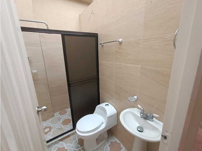 Casa de 3 alcobas en venta en El Trebol, Cali, 162 m² · foto 3 de 15