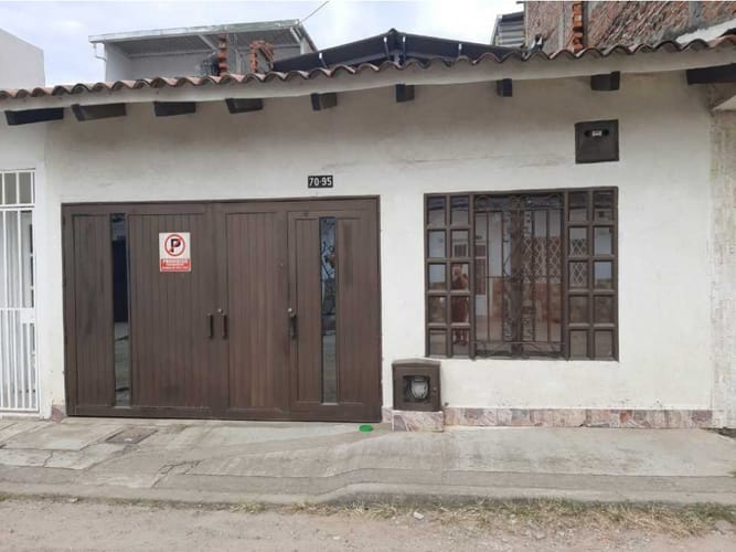 Casa de 5 alcobas en venta en Buenos Aires, Cali, 125 m² · foto 7 de 9