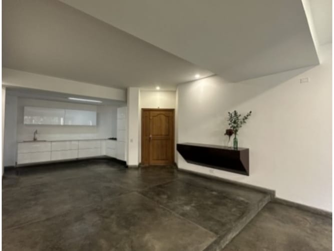 Apartamento de 2 alcobas en venta en Normandia, Cali, 141 m² · foto 1 de 9