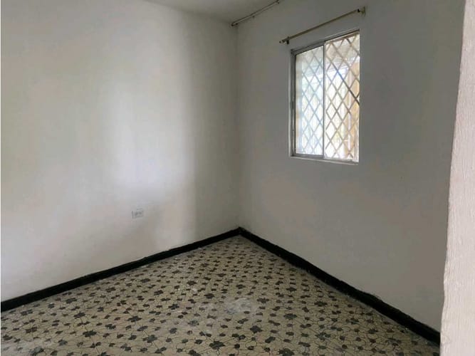 Casa de 17 alcobas en venta en Cañasgordas, Cali, 405 m² · foto 11 de 24