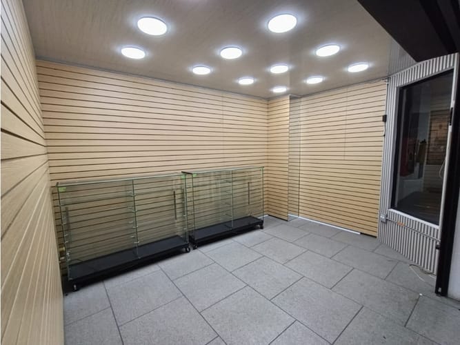 Local en arriendo en San Isidro, Medellín, 15 m² · foto 5 de 8