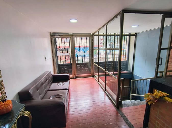 Apartamento de 3 alcobas en venta en Chapinero Sur Occidental, Bogotá, 52 m² · foto 3 de 23