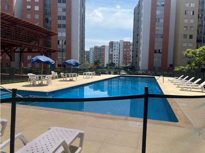 Apartamento de 2 alcobas en venta en Ciudad Melendez, Cali, 64 m² · foto 2 de 19