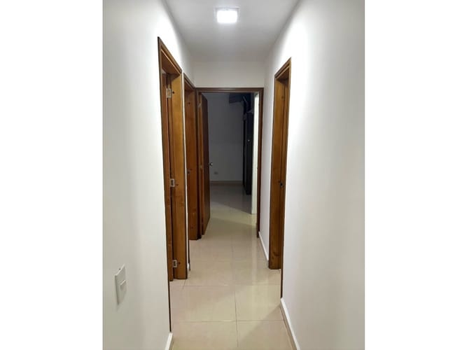 Apartamento de 3 alcobas en venta en Cr. La Arboleda, Jamundí, 58 m² · foto 11 de 23