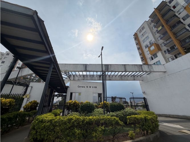 Apartamento de 3 alcobas en venta en Cr. La Arboleda, Jamundí, 58 m² · foto 23 de 23