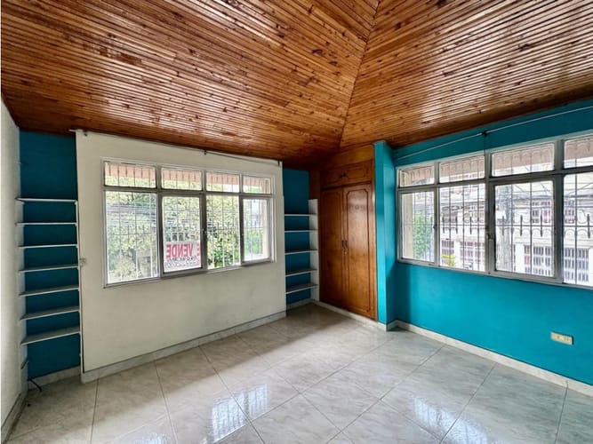 Casa de 5 alcobas en venta en Departamental, Cali, 207 m² · foto 15 de 17