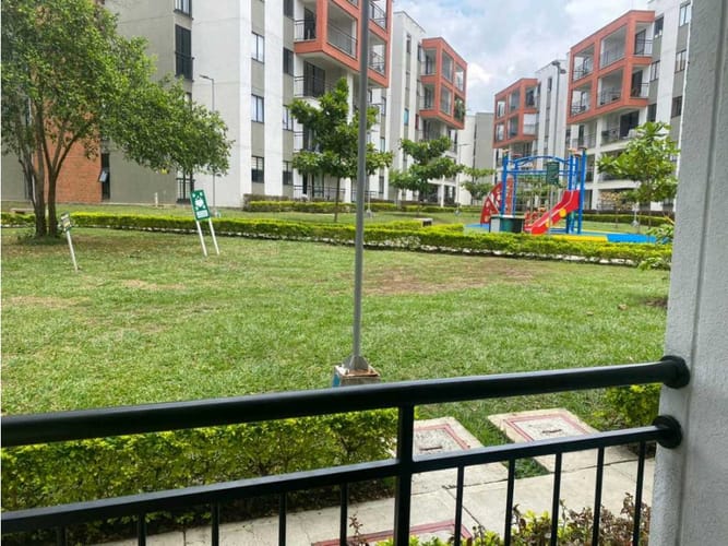 Apartamento de 2 alcobas en venta en Bochalema, Cali, 73 m² · foto 4 de 21