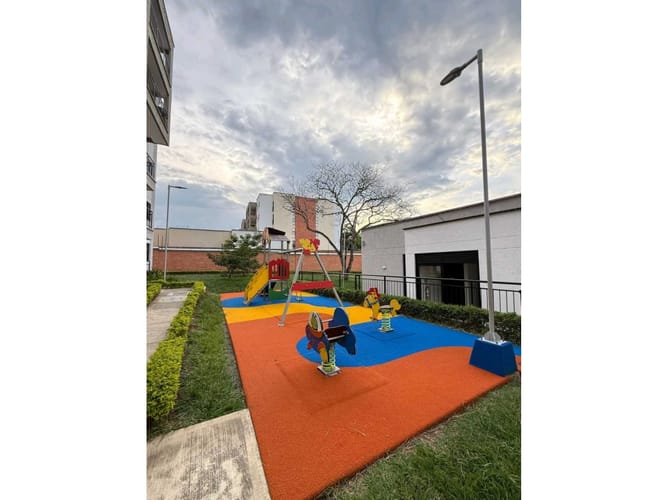 Apartamento de 2 alcobas en venta en Ciudad Pacífica, Cali, 67 m² · foto 2 de 20