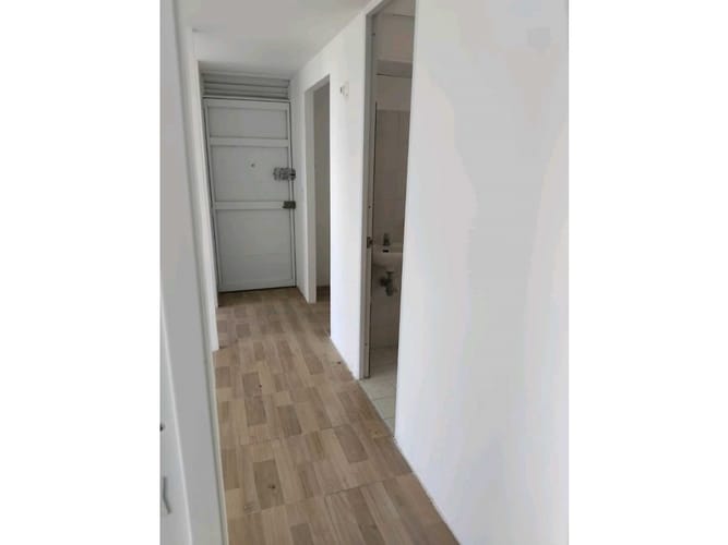 Apartamento de 3 alcobas en venta en Ub. Oasis De Terranova, Jamundí, 46 m² · foto 2 de 12