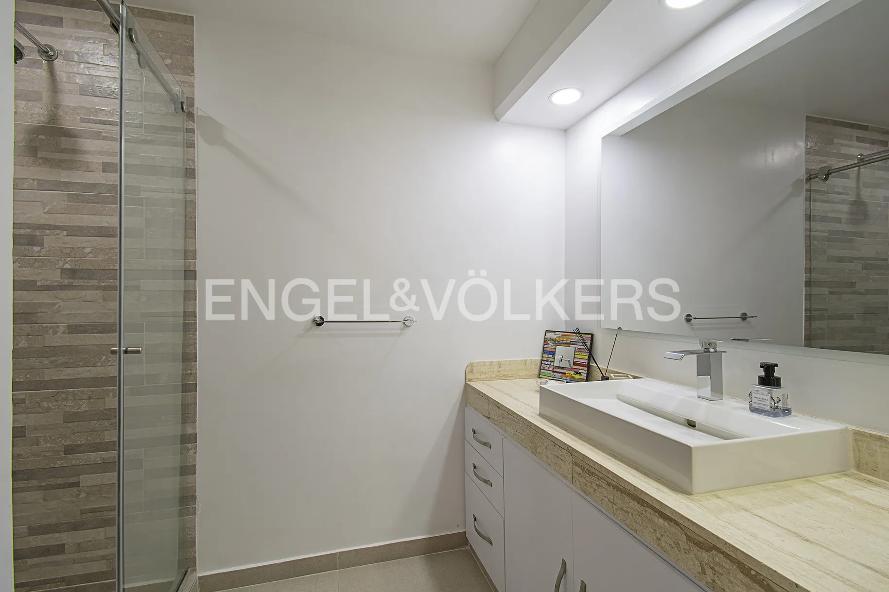 Apartamento en venta en Multicentro, Bogotá · foto 9 de 14