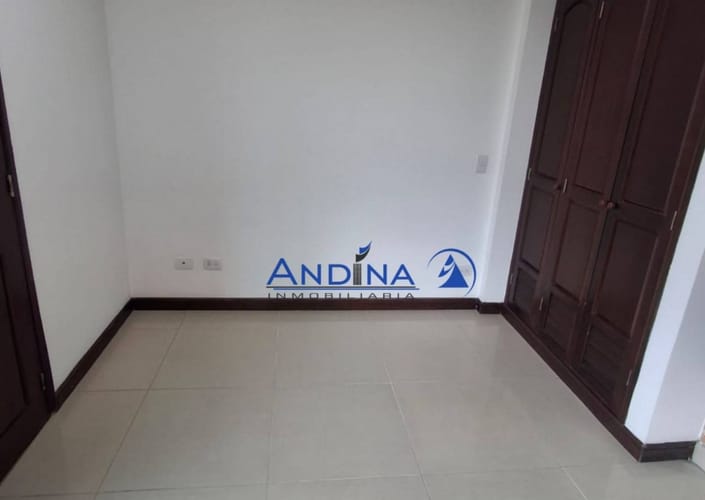 Apartaestudio en arriendo en Laureles, Medellín, 30 m² · foto 6 de 10