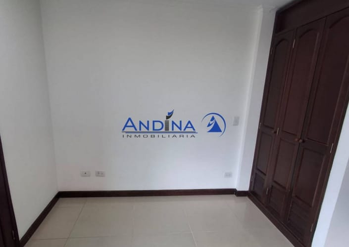 Apartaestudio en arriendo en Laureles, Medellín, 30 m² · foto 10 de 10