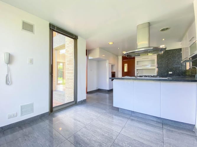 Casa de 4 alcobas en venta en Lagos De Torca, Bogotá, 300 m² · foto 6 de 20