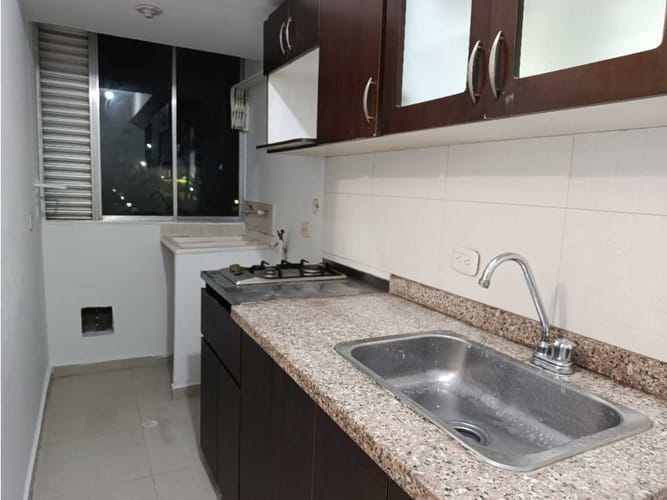 Apartamento de 2 alcobas en arriendo en Los Quindos, Armenia, 58 m² · foto 7 de 16
