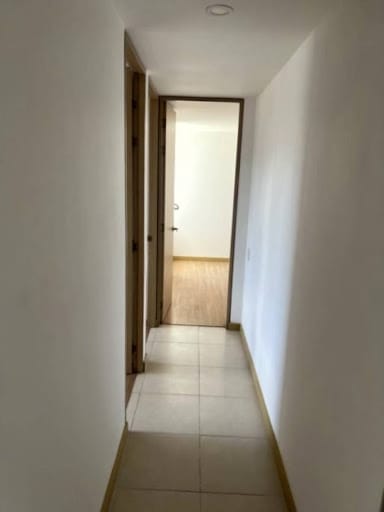 Apartamento de 3 alcobas en arriendo en Loma De San Jose, Sabaneta, 80 m² · foto 6 de 19