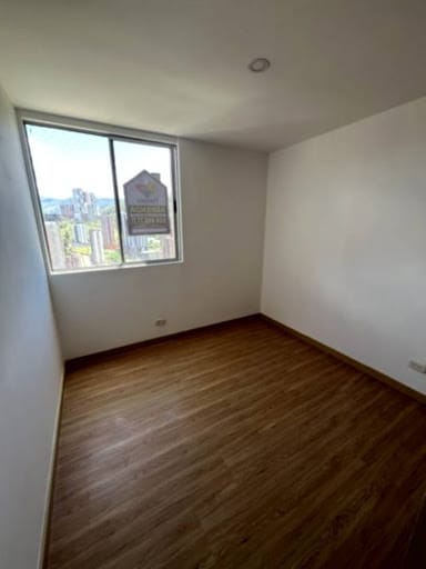 Apartamento de 3 alcobas en arriendo en Loma De San Jose, Sabaneta, 80 m² · foto 7 de 19