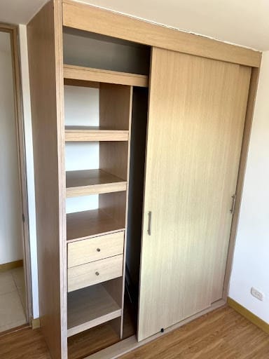 Apartamento de 3 alcobas en arriendo en Loma De San Jose, Sabaneta, 80 m² · foto 8 de 19