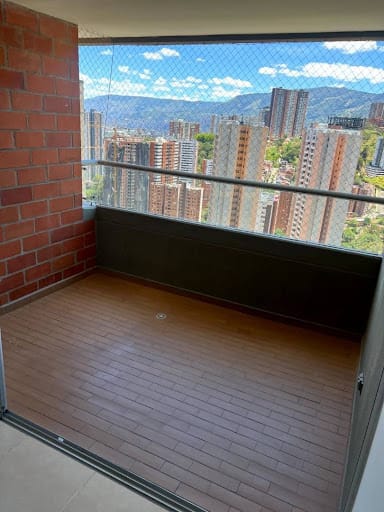 Apartamento de 3 alcobas en arriendo en Loma De San Jose, Sabaneta, 80 m² · foto 13 de 19