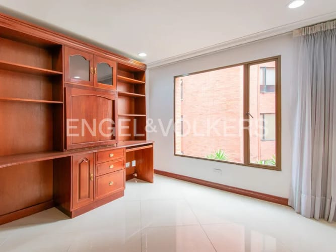 Apartamento en venta en La Carolina, Bogotá · foto 7 de 13