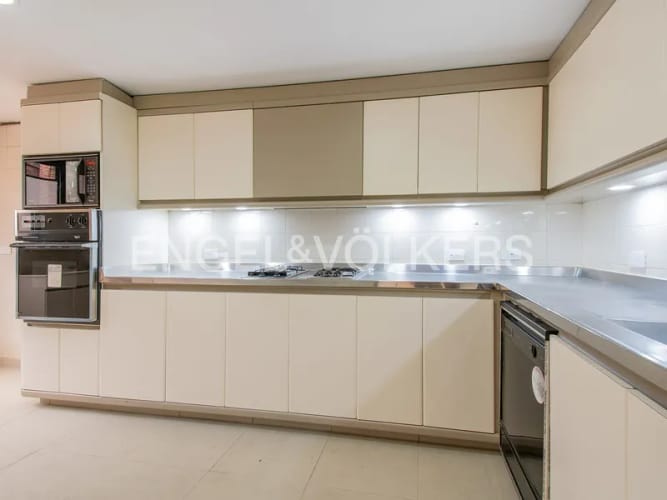 Apartamento en venta en La Carolina, Bogotá · foto 6 de 13