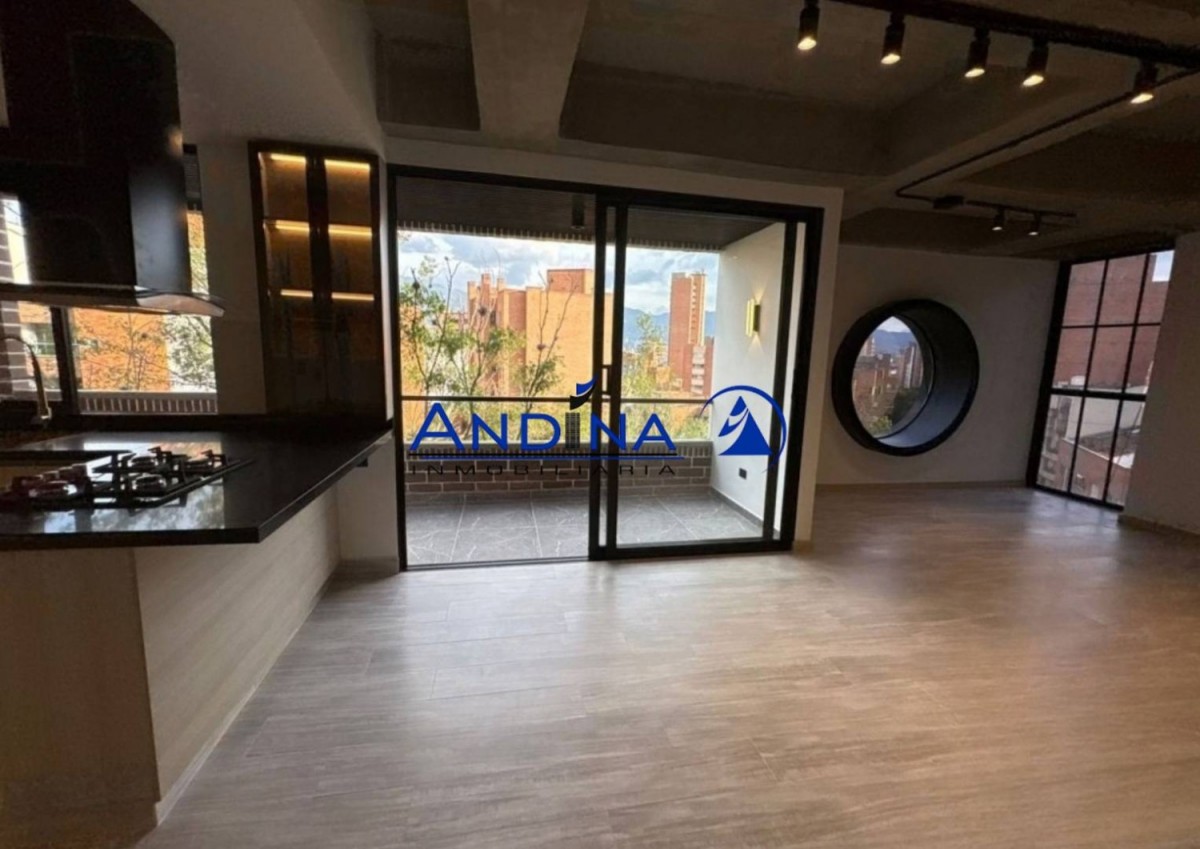Apartamento en Arriendo en Laureles, Medellín