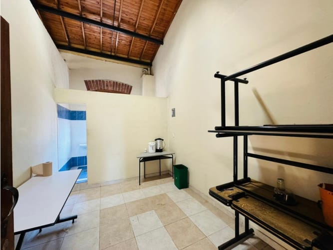 Edificio en venta en Estacion Villa, Medellín, 1550 m² · foto 12 de 24