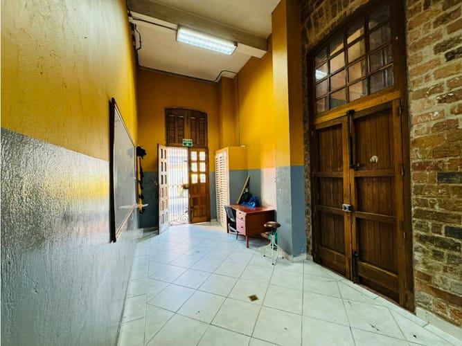 Edificio en venta en Estacion Villa, Medellín, 1550 m² · foto 19 de 24