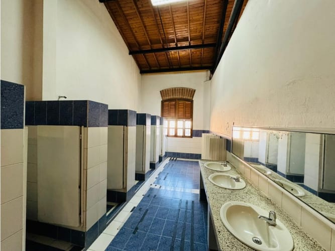 Edificio en venta en Estacion Villa, Medellín, 1550 m² · foto 22 de 24