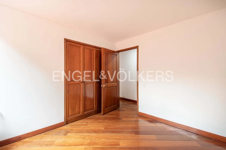 Apartamento de 3 alcobas en venta en Cerros De Niza, Bogotá, 108 m² · foto 15 de 24