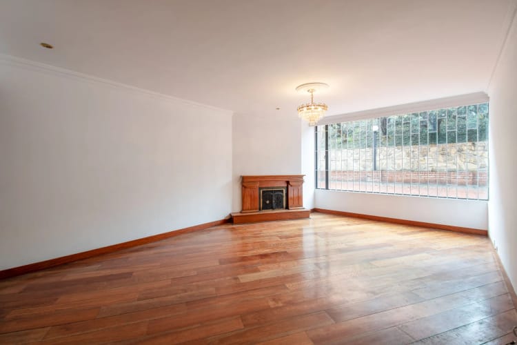 Apartamento de 3 alcobas en venta en Cerros De Niza, Bogotá, 108 m² · foto 2 de 24