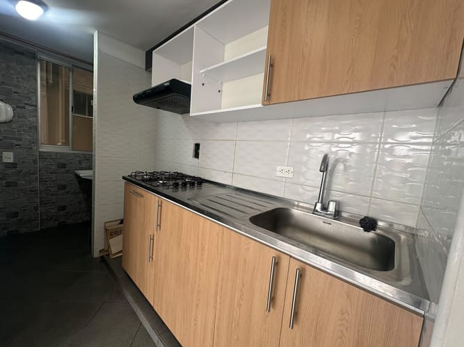 Apartamento de 3 alcobas en arriendo en La Prosperidad, Madrid, 54 m² · foto 2 de 18