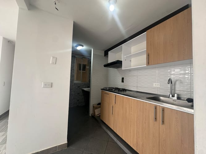 Apartamento de 3 alcobas en arriendo en La Prosperidad, Madrid, 54 m² · foto 3 de 18