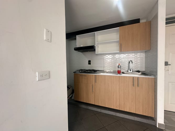 Apartamento de 3 alcobas en arriendo en La Prosperidad, Madrid, 54 m² · foto 7 de 18