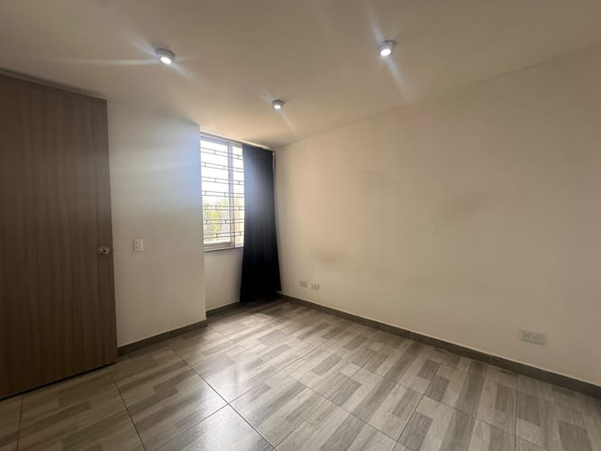 Apartamento de 3 alcobas en arriendo en La Prosperidad, Madrid, 54 m² · foto 9 de 18