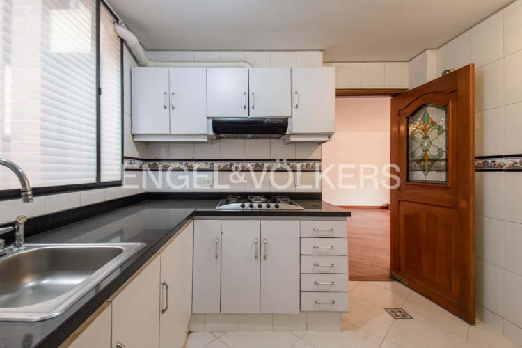 Apartamento de 3 alcobas en venta en Cerros De Niza, Bogotá, 108 m² · foto 11 de 24