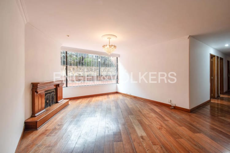 Apartamento de 3 alcobas en venta en Cerros De Niza, Bogotá, 108 m² · foto 3 de 24