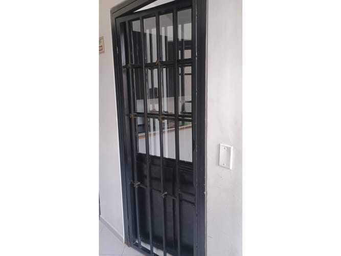 Local en arriendo en San Miguel, Bucaramanga, 9 m² · foto 3 de 11
