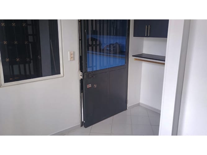 Local en arriendo en San Miguel, Bucaramanga, 9 m² · foto 7 de 11