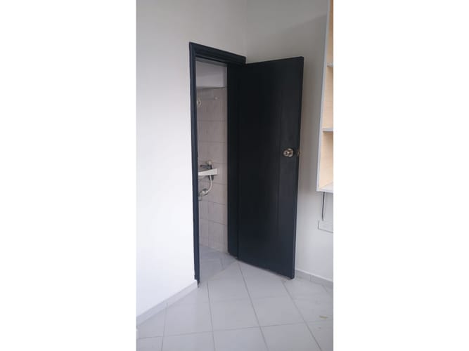 Local en arriendo en San Miguel, Bucaramanga, 9 m² · foto 9 de 11