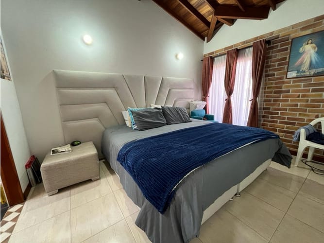 Casa de 4 alcobas en venta en Rionegro, 126 m² · foto 7 de 14