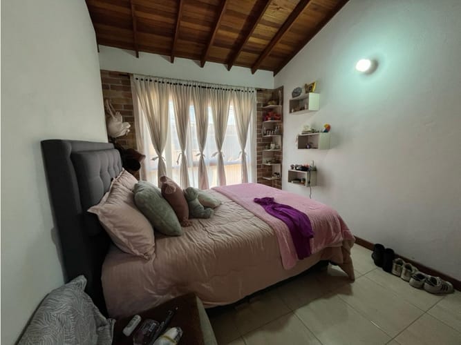 Casa de 4 alcobas en venta en Rionegro, 126 m² · foto 13 de 14