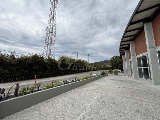 Local en arriendo en El Tablazo, Rionegro · foto 3 de 16