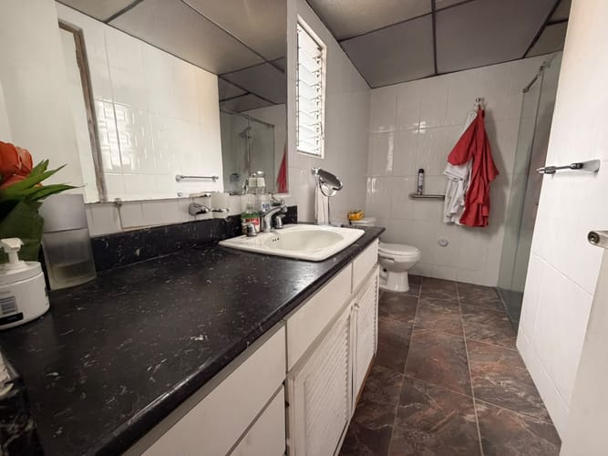 Apartamento de 3 alcobas en venta en Estadio, Medellín, 112 m² · foto 4 de 19