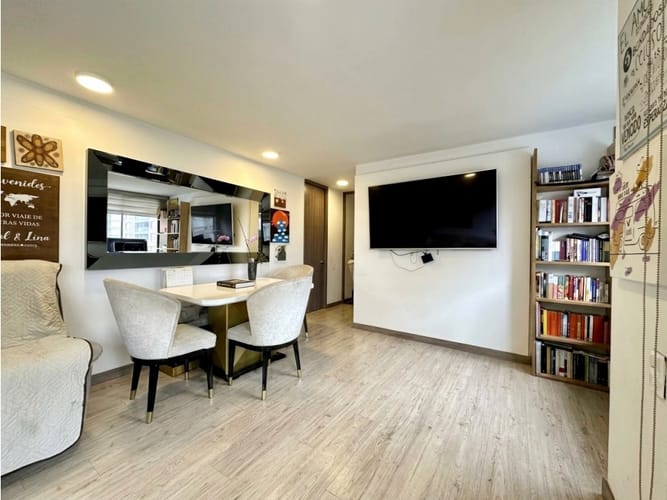 Apartamento de 2 alcobas en venta en Ciudad Salitre, Bogotá, 68 m² · foto 3 de 24