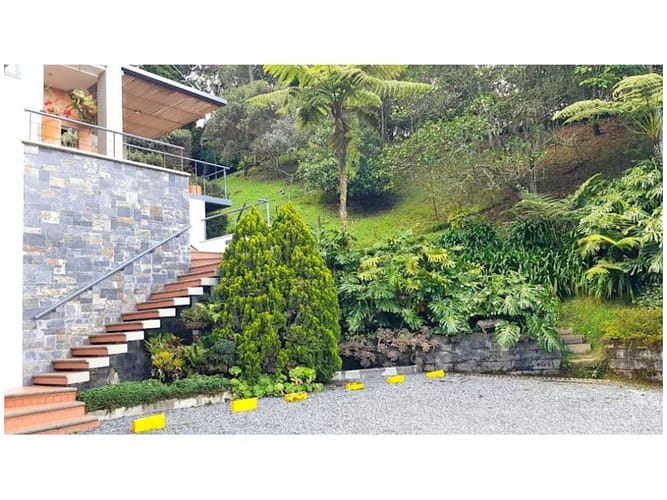 Casa de 4 alcobas en venta en Loma Del Escobero, El Retiro, 293 m² · foto 2 de 20