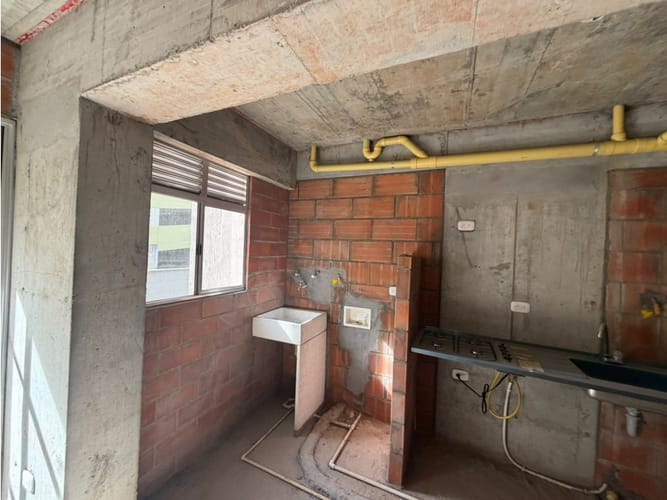 Apartamento de 2 alcobas en venta en La Gabriela, Bello, 53 m² · foto 6 de 11