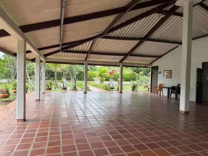 Casa de 3 alcobas en venta en San Isidro, Jamundí, 342 m² · foto 2 de 24