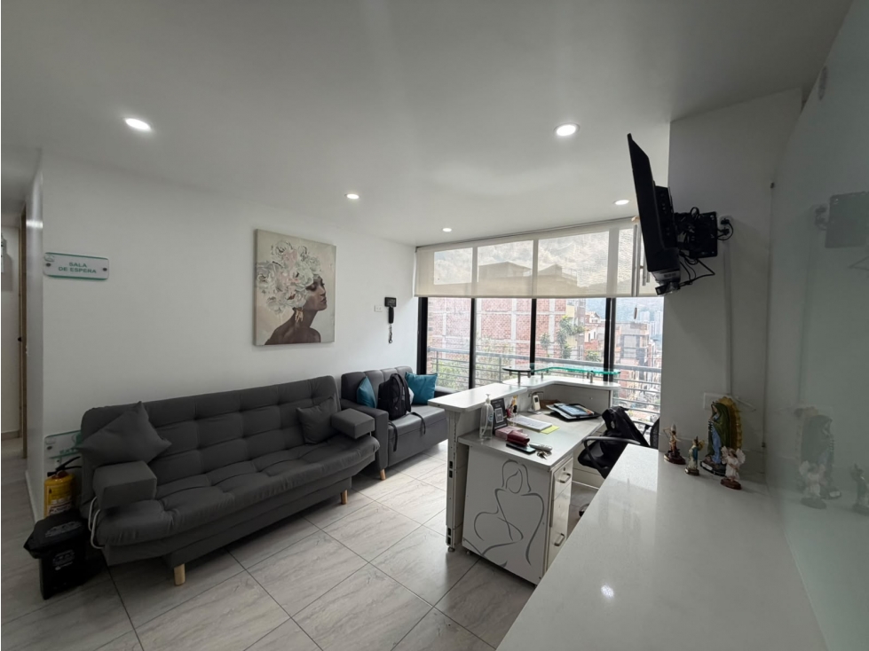 Apartamento en venta en Cabañas, Medellín · foto 2 de 14